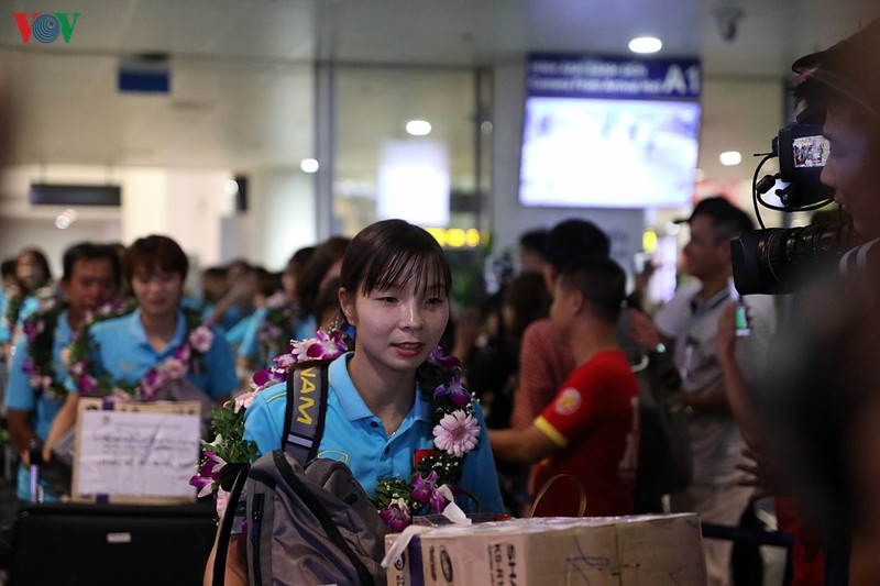 vo dich aff cup 2019 tren dat thai, dt nu viet nam han hoan ve nuoc  hinh 5