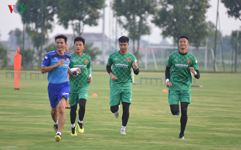 duc chinh va dan sao u22 viet nam bo hoi tai vi bai tap the luc hinh 6