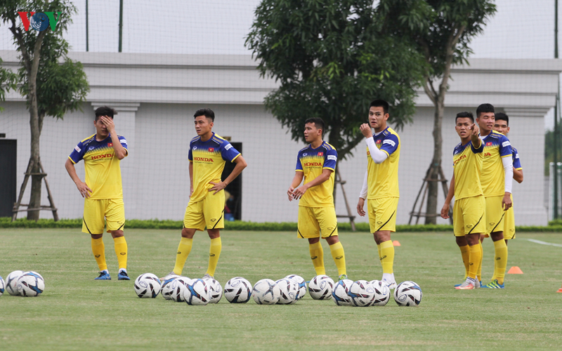 thay park nhan tin du tu luc luong o buoi tap cuoi cua u22 viet nam hinh 9