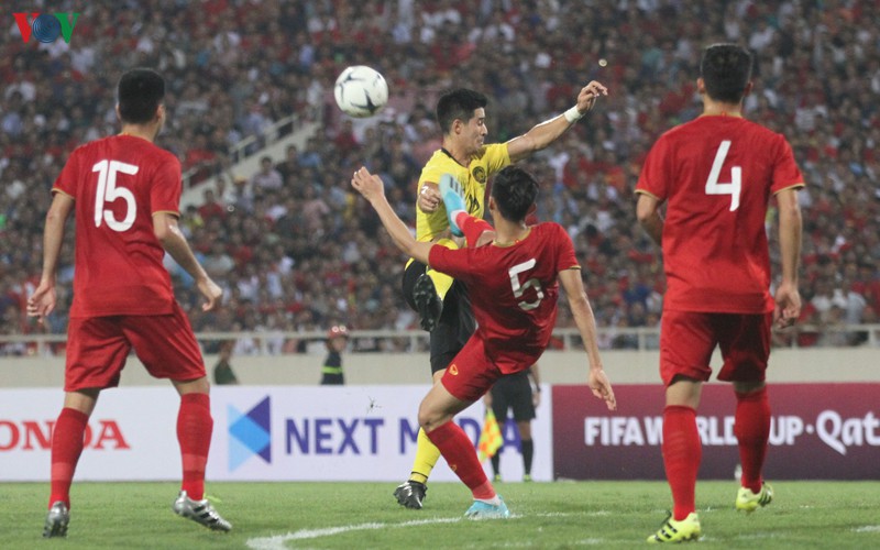 anh: doan van hau trinh dien ky nang phong ngu truoc malaysia hinh 4