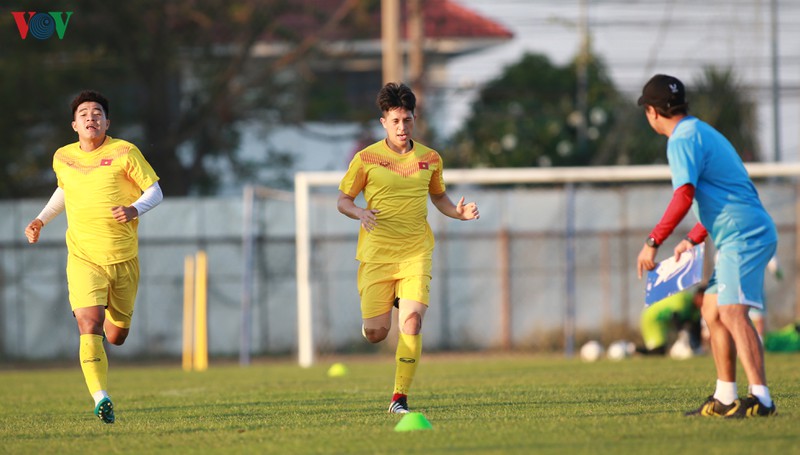 u23 viet nam bi "do tham" khi ren quan, hlv park khong hai long hinh 9