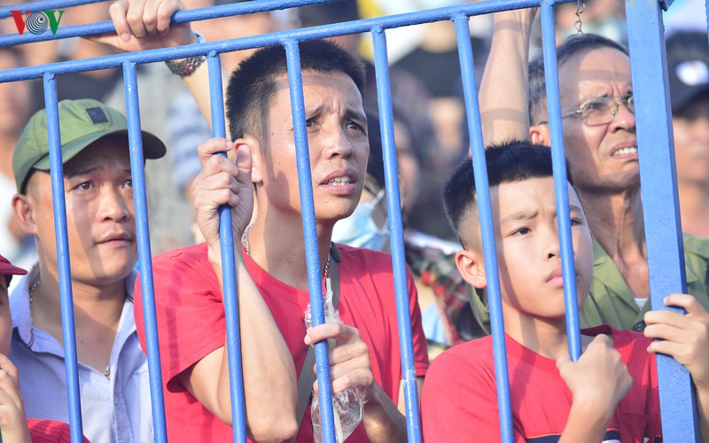 nhung hinh anh day cam xuc o tran thanh hoa - hagl vong 11 v-league 2020 hinh 4