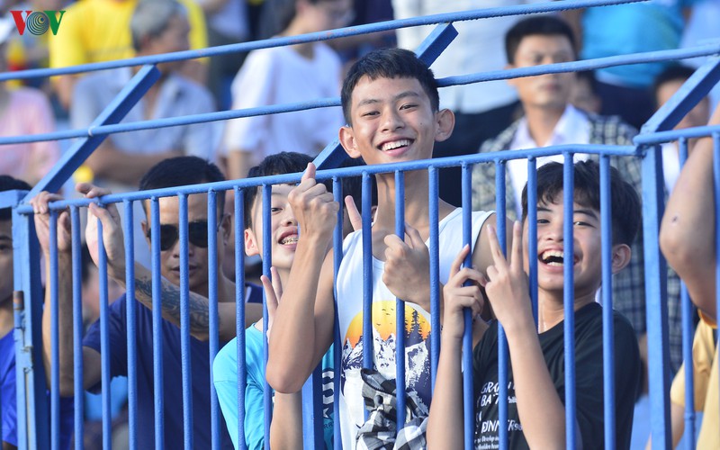 nhung hinh anh day cam xuc o tran thanh hoa - hagl vong 11 v-league 2020 hinh 5