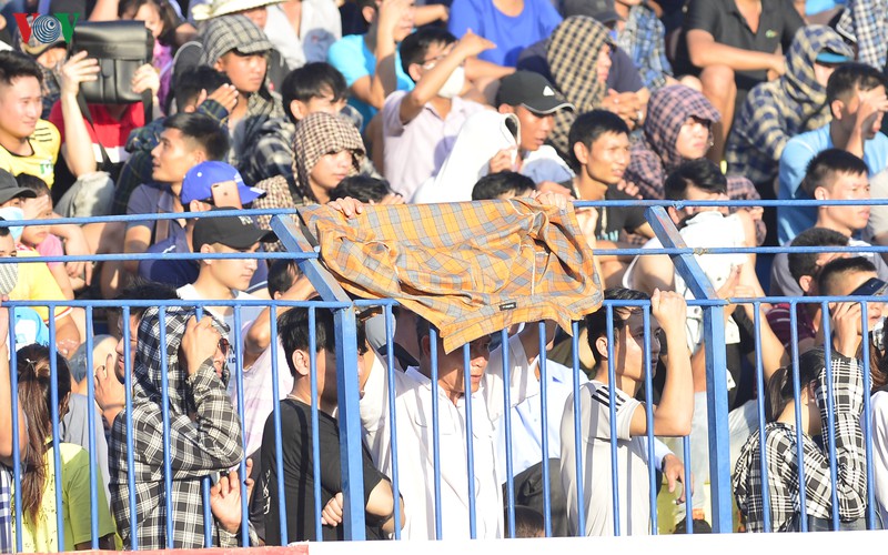 nhung hinh anh day cam xuc o tran thanh hoa - hagl vong 11 v-league 2020 hinh 6