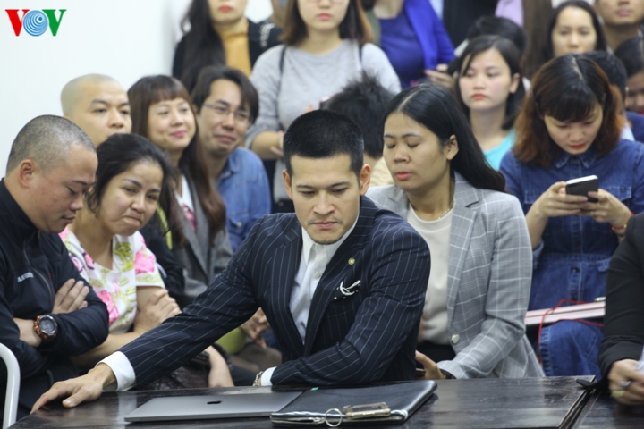 dao dien viet tu vui mung khi toa phan quyet la tac gia vo "ngay xua" hinh 5