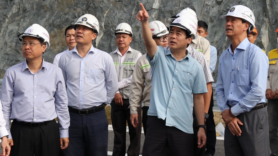 bi thu.JPG
