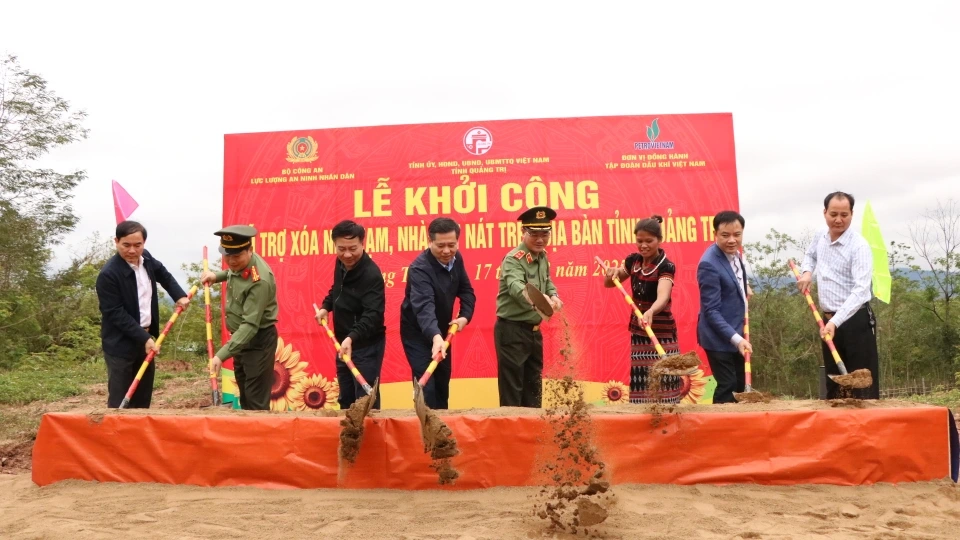 Khởi công xây dựng nhà ở cho người nghèo tại huyện Hướng Hóa, tỉnh Quảng Trị.JPG