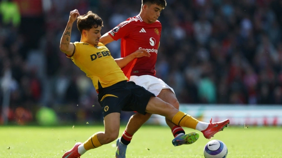 2025-04-20T144917Z_2093325462_UP1EL4K1563LB_RTRMADP_3_SOCCER-ENGLAND-MUN-WOL-REPORT.JPG