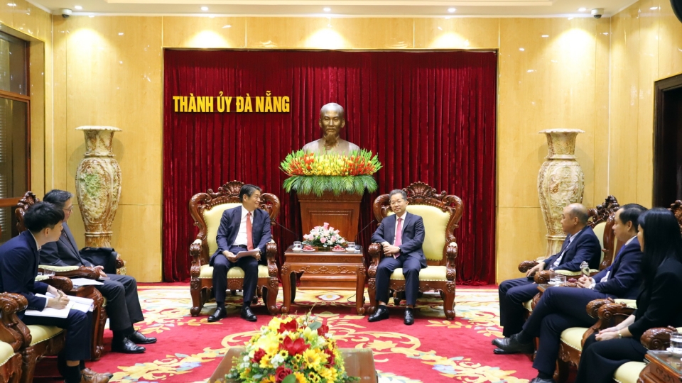 NHat Ban 2.JPG