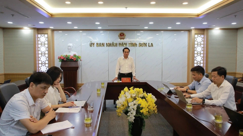 _ubnd_tinh_son_la_hop_chuan_bi_cho_le_khoi_cong_cao_toc_hoa_binh_-_moc_chau.jpeg