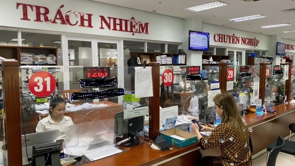 can bo cong chuc sau sap nhap tinh.jpeg
