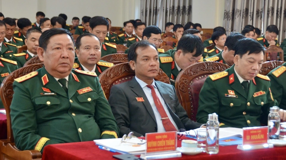4-8-binh_doan_15_giu_vung_vai_tro_nong_cot_kinh_te-_quoc_phong_tren_bien_gioi_tay_nguyen-_anh_1.jpeg
