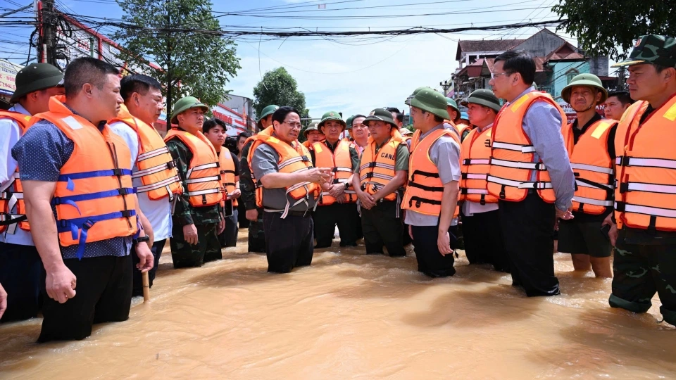 thu_tuong_kiem_tra_vung_lu_thai_nguyen_3.jpeg
