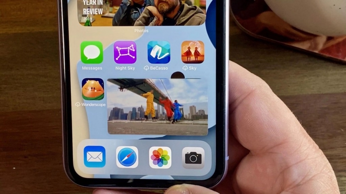 Tính năng Picture in Picture tương tự YouTube (Ảnh: Cnet)