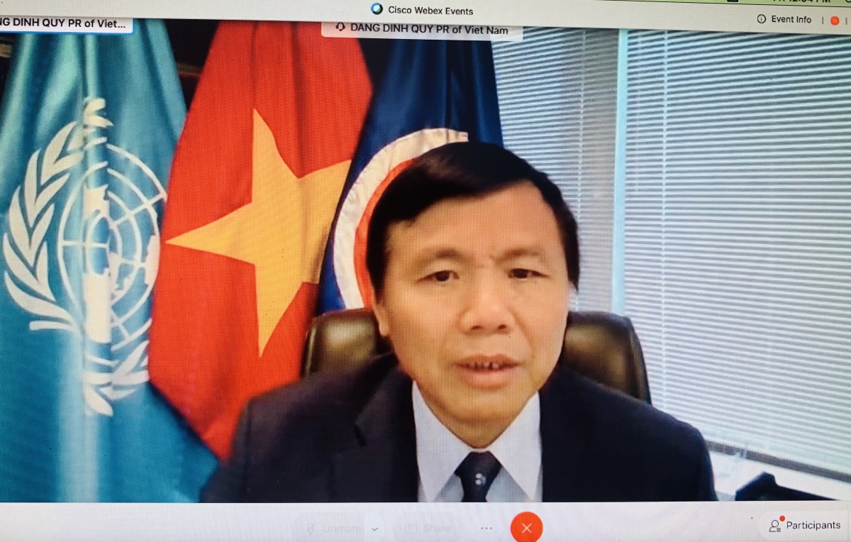 Đại sứ Đặng Đình Quý.