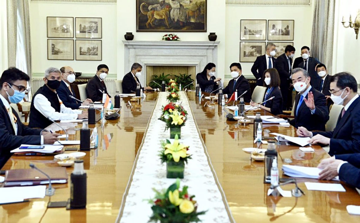 Bộ trưởng Ngoại giao Ấn Độ Jaishankar và người đồng cấp Trung Quốc Vương Nghị đã có cuộc hội đàm tại New Delhi, ngày 25/3. Ảnh: ANI.