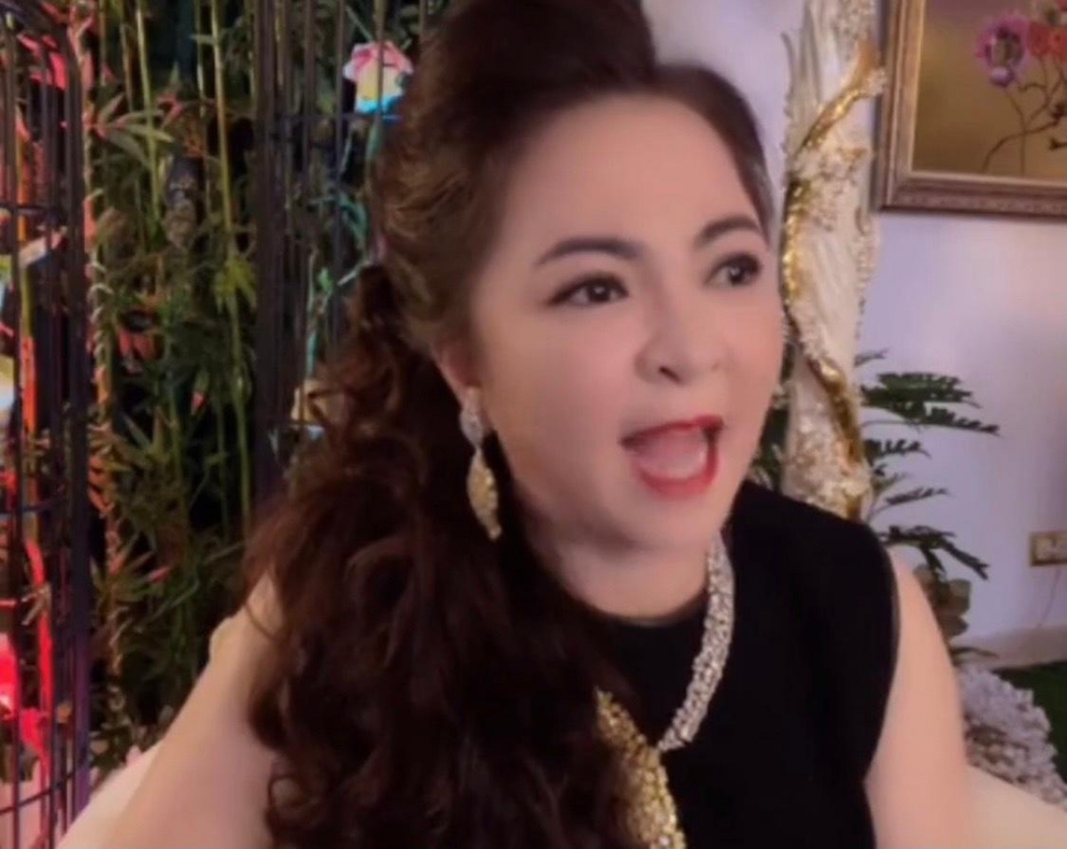 Bà Hằng trong một buổi livestream