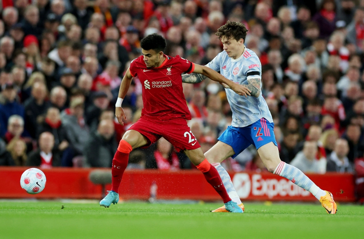Diaz mở tỷ số cho Liverpool ngay phút thứ 5. (Ảnh: Reuters).