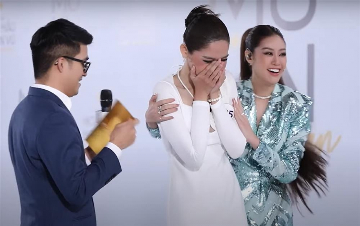 Đỗ Nhật Hà trong phần thi ứng xử