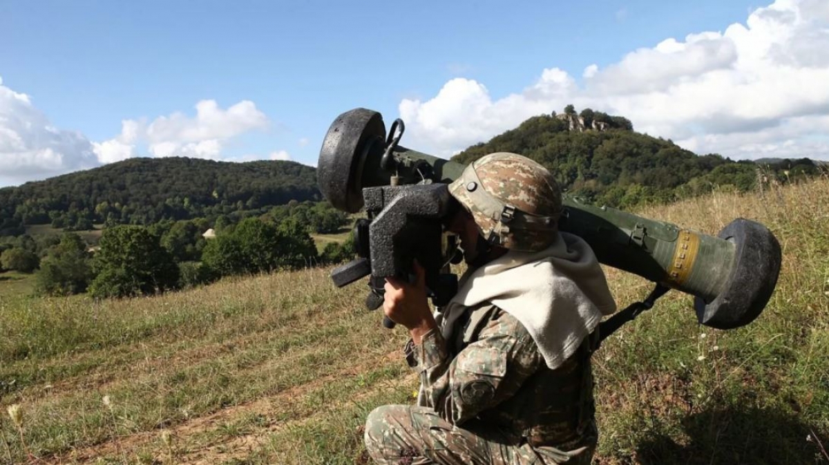 Tên lửa chống tăng Javelin FGM-148. Ảnh: CCO