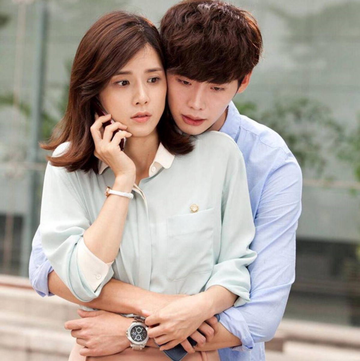 Dù chênh lệch hơn 11 tuổi nhưng Lee Bo Young và Lee Jong Suk vẫn tạo nên mối tình đẹp trên màn ảnh. 