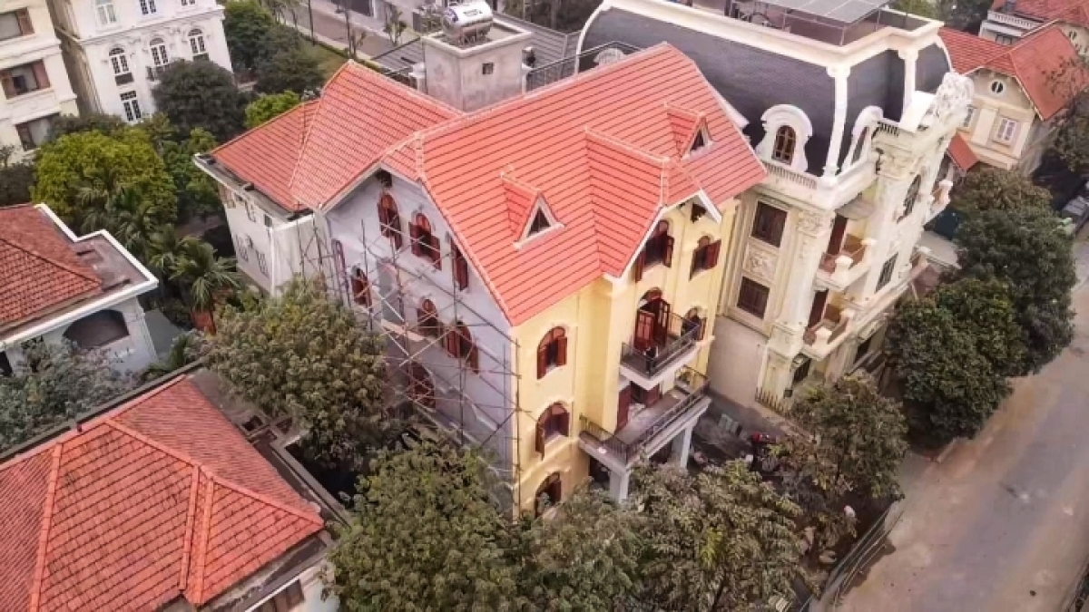 Công trình biệt thự số 09 lô B (khu 5,2 ha Yên Hòa, quận Cầu Giấy) bị phản ánh có nhiều sai phạm.