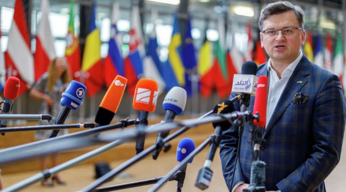 Ngoại trưởng Ukraine Dmitry Kuleba. Ảnh: AP