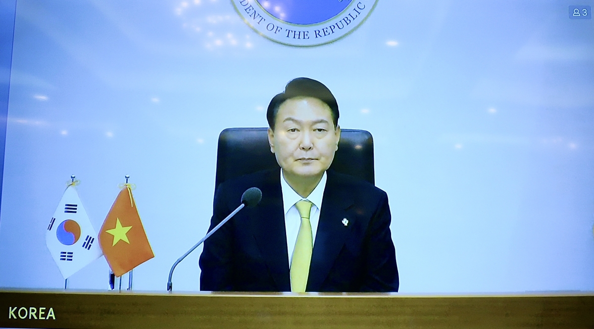 tổng bí thư nguyễn phú trọng hội đàm trực tuyến với tổng thống hàn quốc yoon suk-yeol hình ảnh 2 tong bi thu nguyen phu trong hoi dam truc tuyen voi tong thong han quoc yoon suk-yeol hinh anh 2