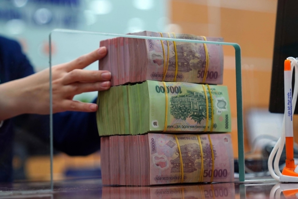 nhiều ngân hàng ồ ạt tăng lãi suất huy động hình ảnh 1 nhieu ngan hang o at tang lai suat huy dong hinh anh 1