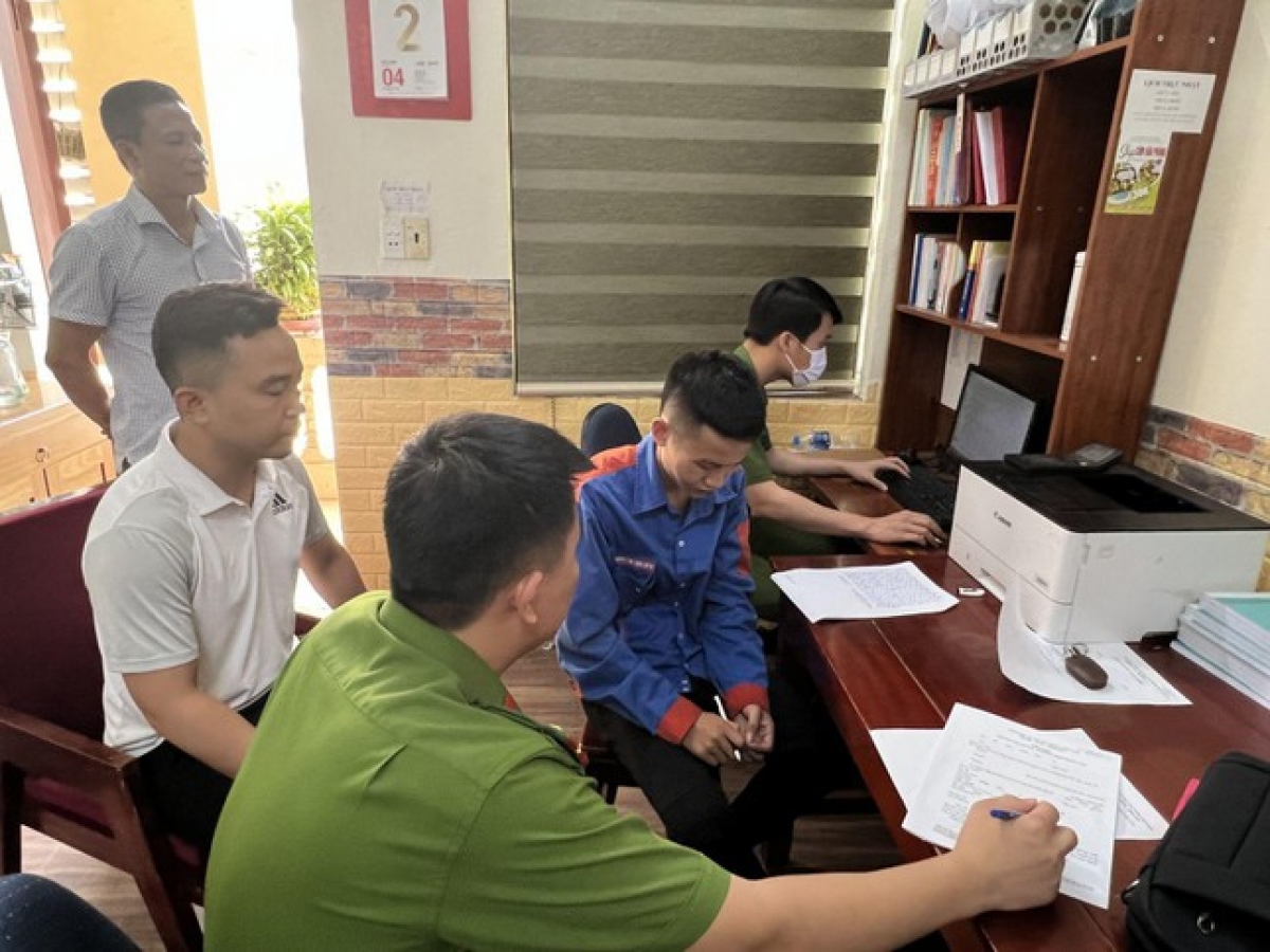 tín dụng đen cho vay với lãi suất cắt cổ , công an sẽ mạnh tay xử lý hình ảnh 1 tin dung den cho vay voi lai suat cat co , cong an se manh tay xu ly hinh anh 1