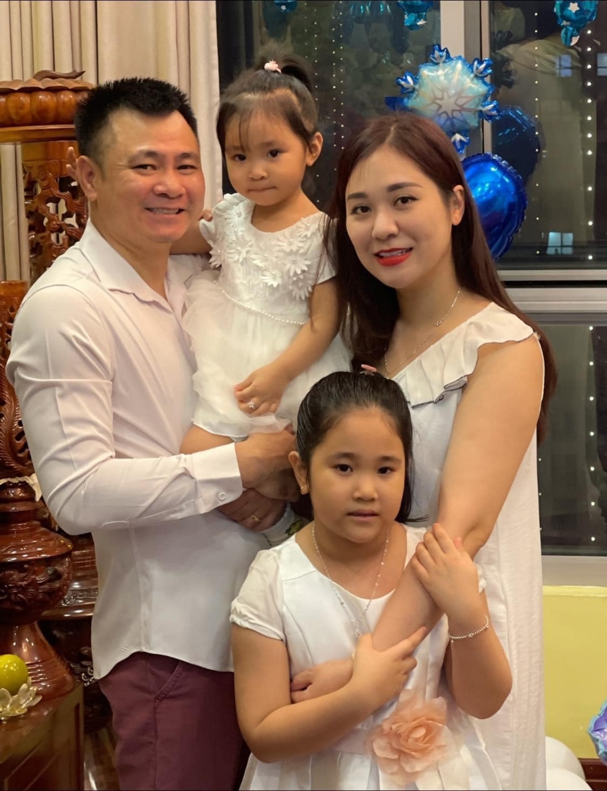 hanh phuc vien man cua nsnd tu long o tuoi u50 hinh anh 2