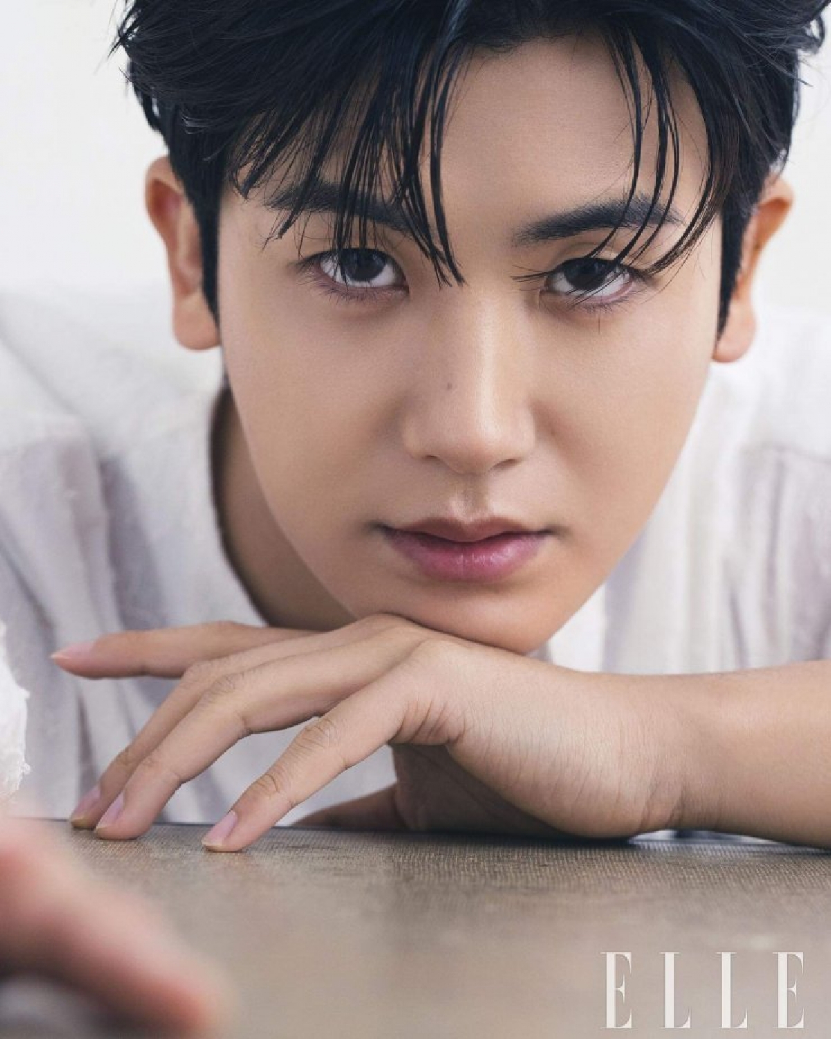 he lo khoi tai san khung cua v bts , park seo joon va choi woo shik hinh anh 5