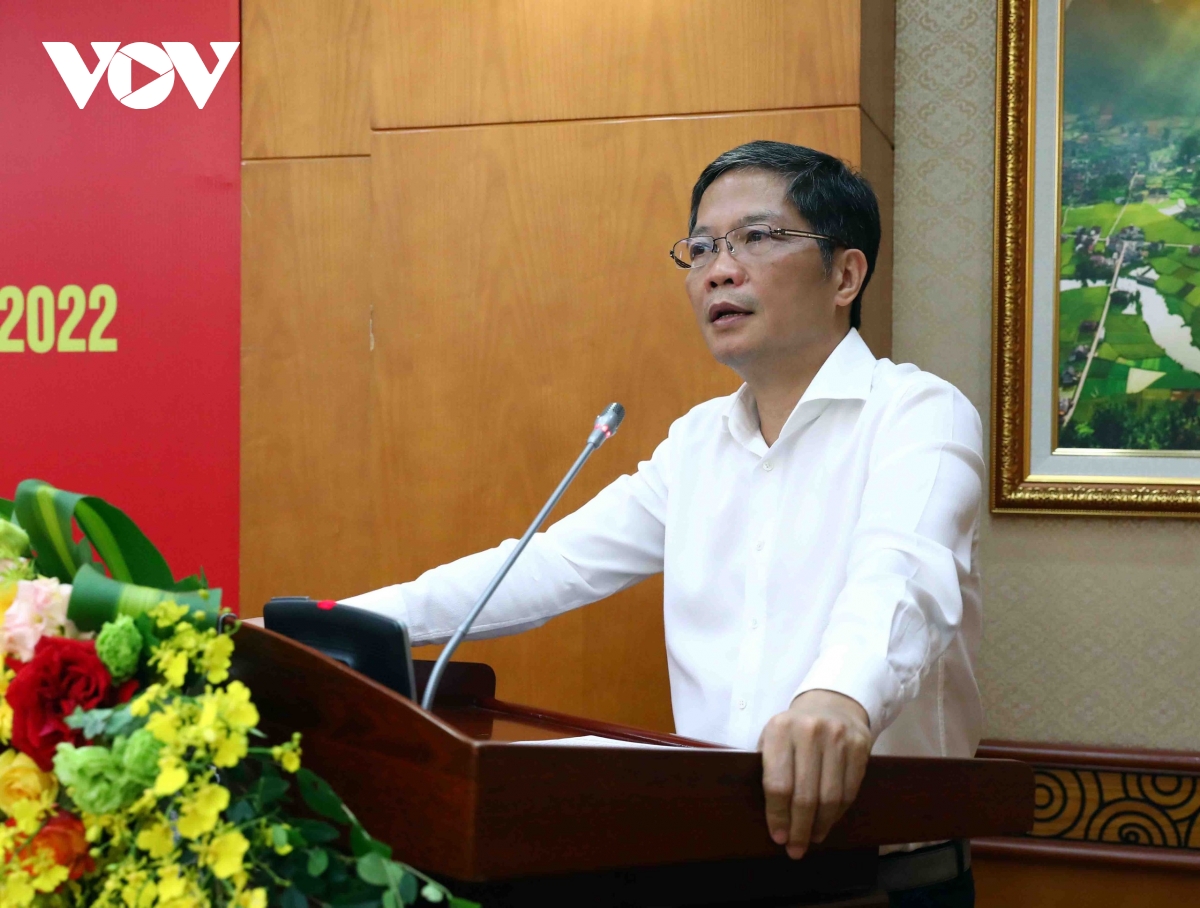 truong ban kinh te trung uong nang cao hon nua nang luc cua can bo hinh anh 2