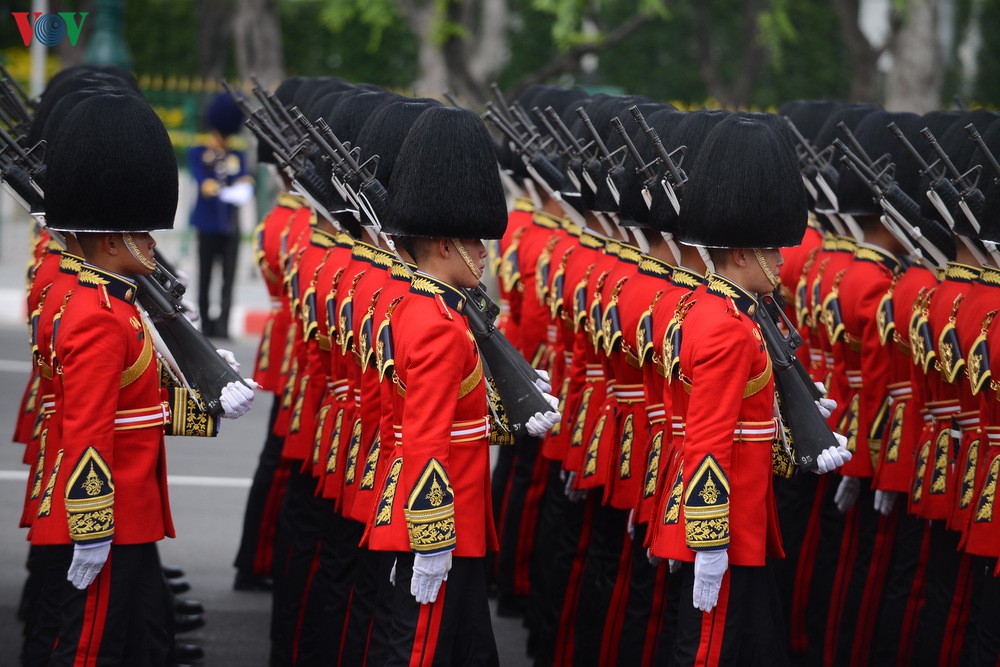 Ảnh: Người dân Thái Lan tiễn biệt vua Rama IX
