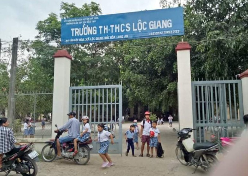 co giao bi phu huynh danh ngat xiu tren buc giang van con hoang loan hinh 1