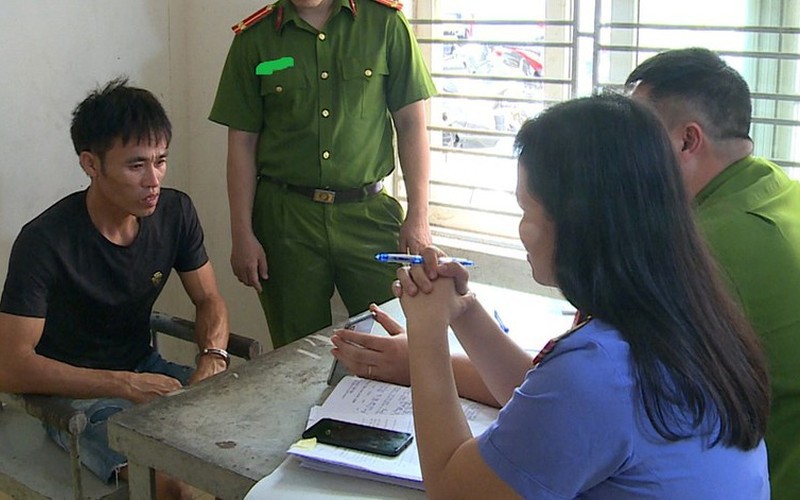 khoi to, bat giam hai 'vo', giang ho dat cang hai phong chuyen chiem dat hinh 1