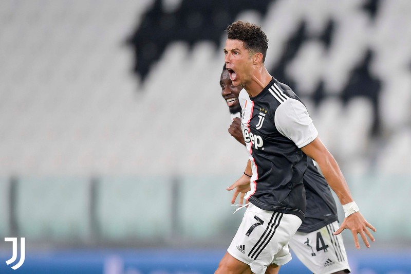 tuong thuat, ket qua juventus 2-0 sampdoria: ronaldo da hong phat den, juventus vo dich hinh 1