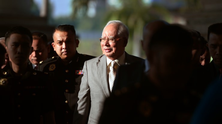cuuthu tuong malaysia najib razak bi tuyen an 12 nam tu hinh 1