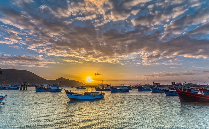 nguoi ha noi duoc dam minh trong dieu mua apsara  hinh 14