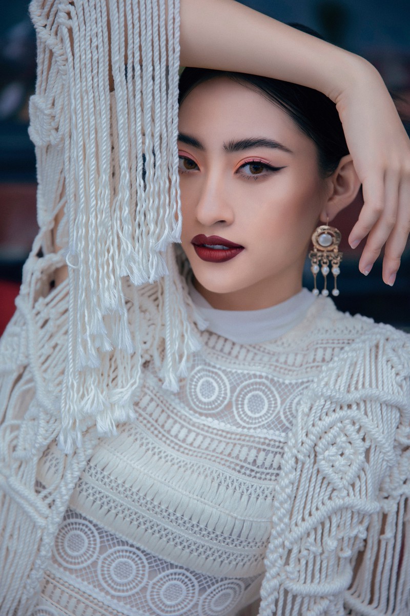 hoa hau luong thuy linh ngay cang lot xac sau 6 thang dang quang  hinh 17
