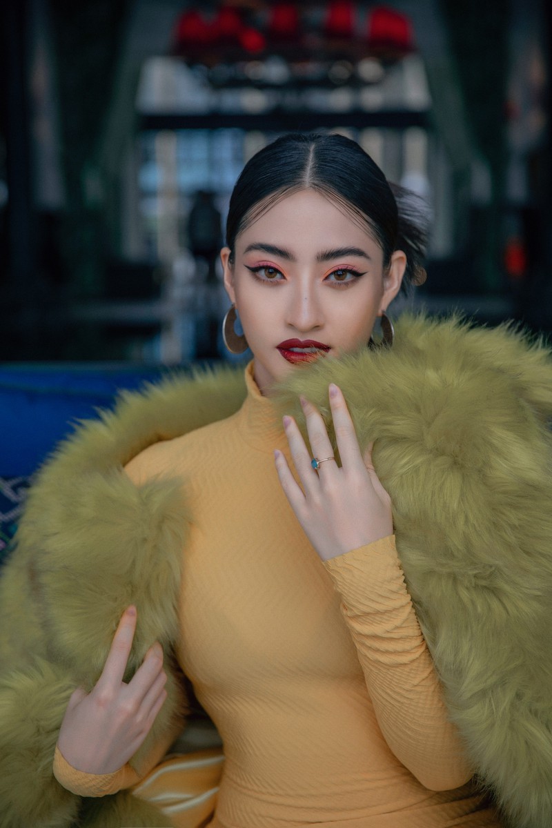 hoa hau luong thuy linh ngay cang lot xac sau 6 thang dang quang  hinh 4