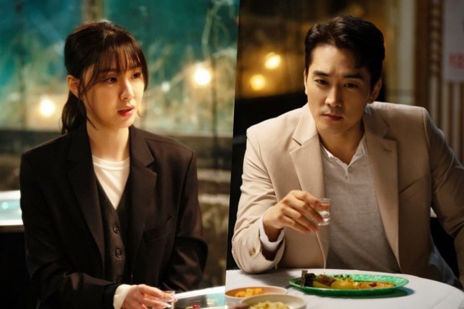 song seung hun va seo dan "ha canh noi anh" tay trong tay di an toi hinh 2