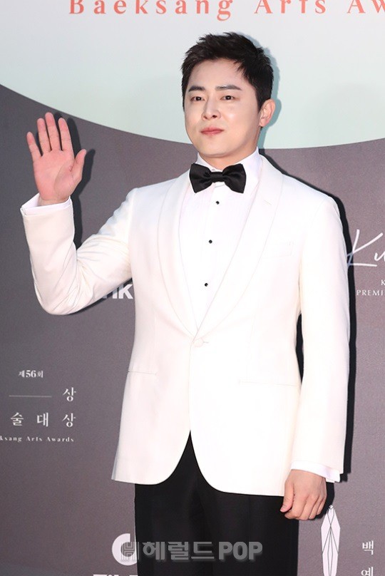 hyun bin, park seo joon lich lam tren tham do le trao giai baeksang  hinh 8