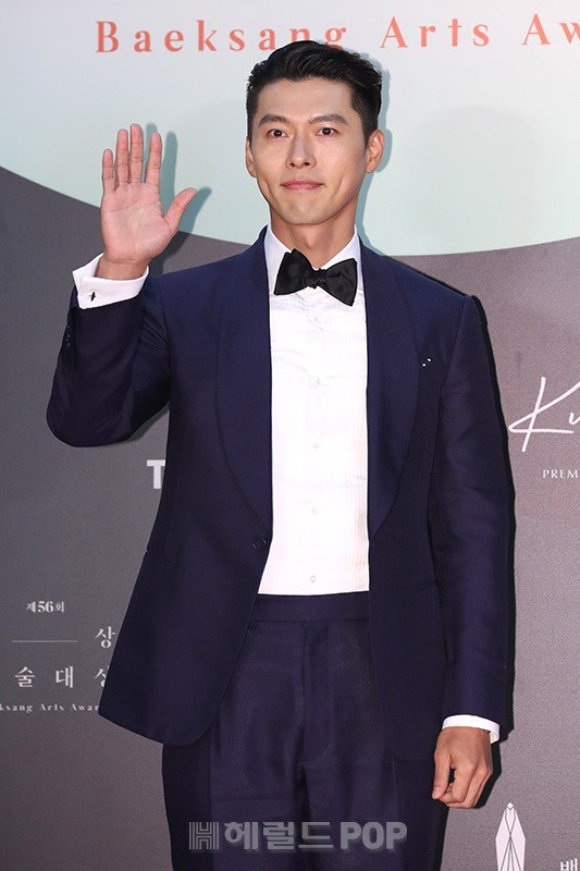 hyun bin, park seo joon lich lam tren tham do le trao giai baeksang  hinh 3