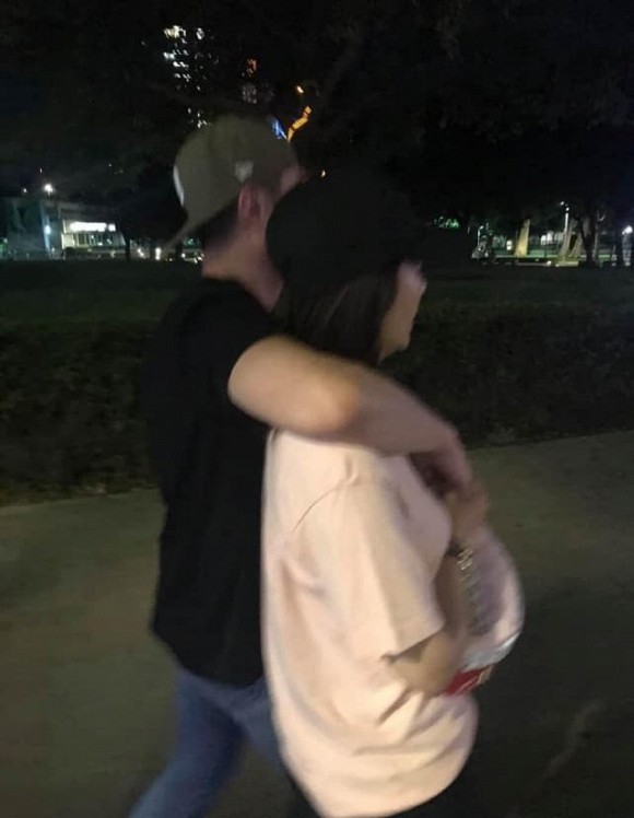 chuyen showbiz: nha phuong chung minh nhan sac dung chuan gai mot con hinh 4