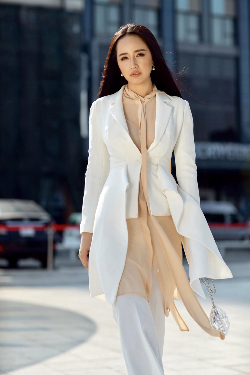 mai phuong thuy lam giam khao cuoc thi miss world viet nam 2019 hinh 4