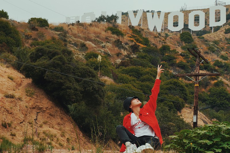 vu cat tuong he lo loat hinh anh lam viec trong phong thu o hollywood hinh 6