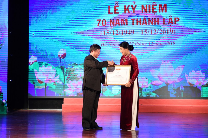 hinh anh le ky niem 70 nam nha hat dai tieng noi viet nam hinh 15