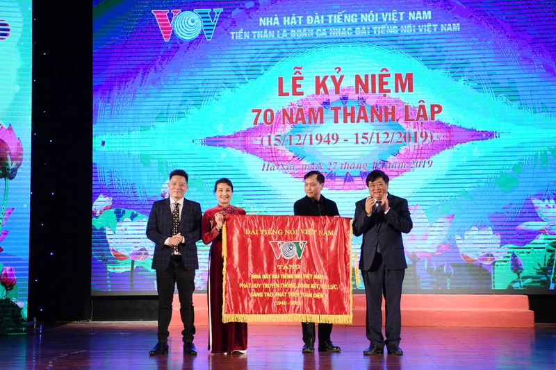 hinh anh le ky niem 70 nam nha hat dai tieng noi viet nam hinh 16
