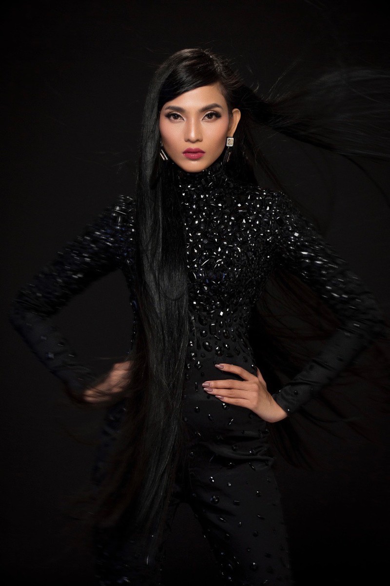 truong thi may don nam moi bang bo anh sac den huyen bi hinh 10